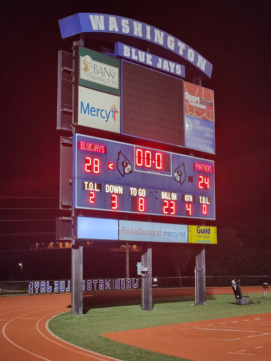 DrTurner_WHS's tweet image. Final! One heck of a win for @bluejayfootball over a really good Zumwalt North team! A great night at Scanlan Stadium!