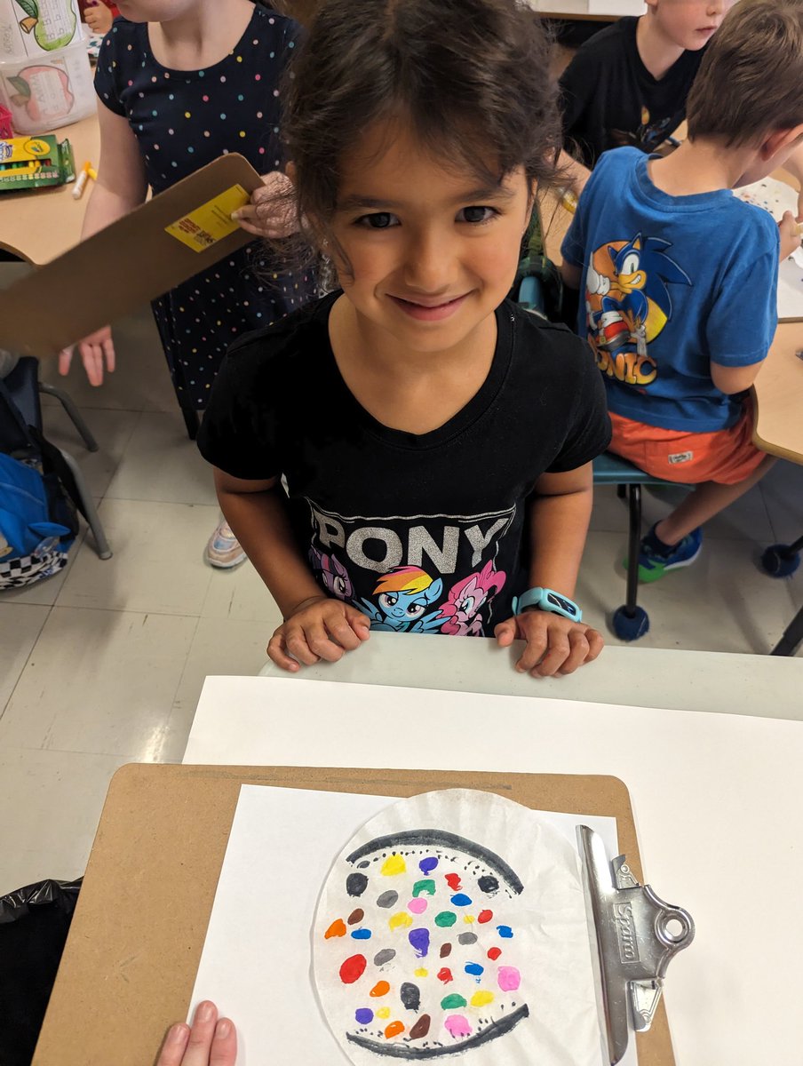 Lilly Regular tweet media