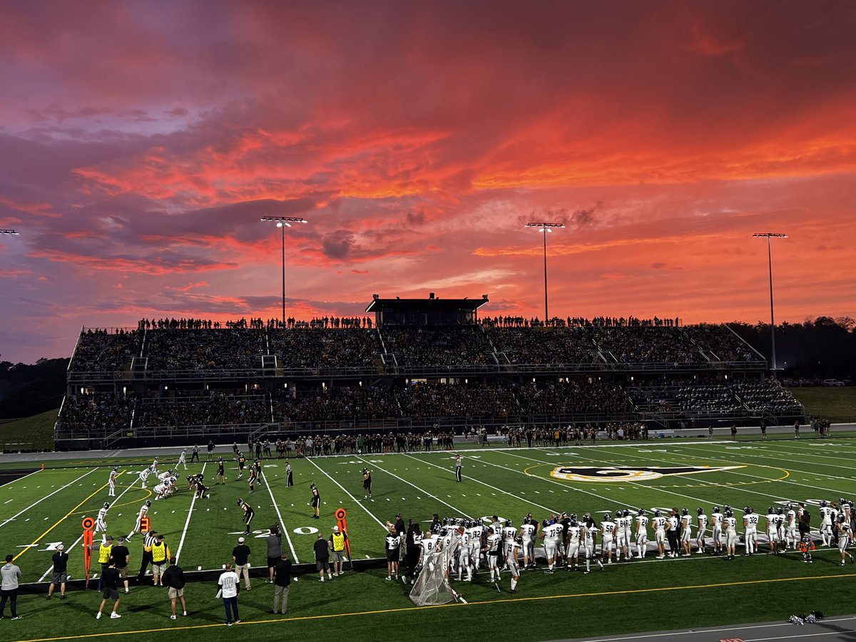 What a game at Southeast Polk Stadium. Rams beat Ankeny Centennial 24-21 for a Homecoming Win! ⁦<a href="/SEPolkRams/">Southeast Polk Rams</a>⁩ ⁦<a href="/RamStands/">Ram Stands</a>⁩ ⁦<a href="/sep_football/">SEP Football</a>⁩