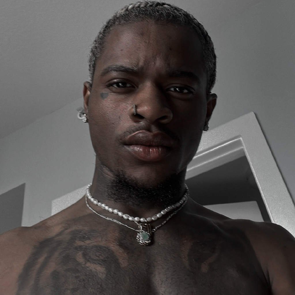 𝑴𝑨𝑹𝑪𝑼𝑺. tweet media