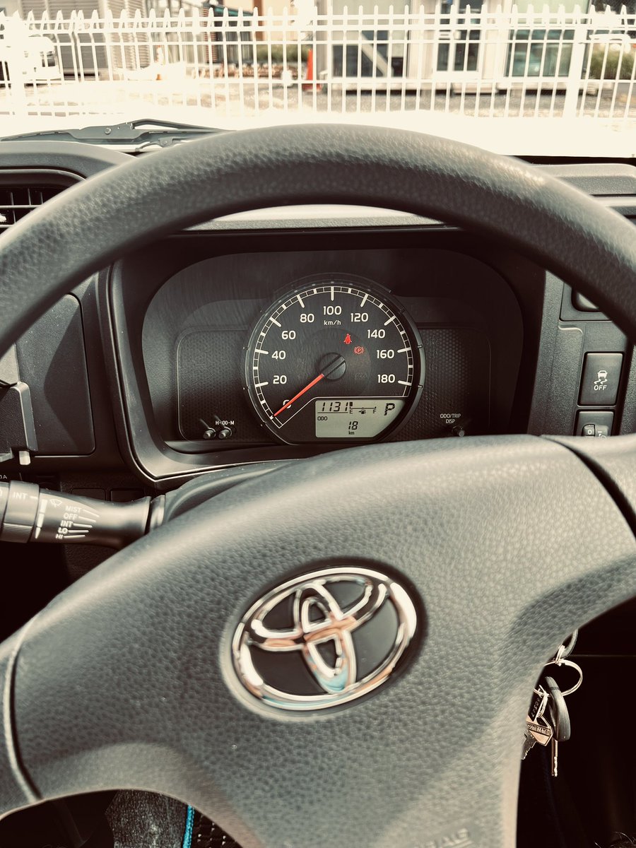 kufoto's tweet image. 本日は妻の車兼機材車の納車日ではるばる木更津から春日部までやってきました。
久々の新車です^_^ 
優秀な営業車トヨタのプロボックス　4WDのカスタムです。リフトアップもしているのでこれで悪路も攻めれると思います♪
これまで頑張ってくれたNV200君は次のオーナーの元へ^_^
#probox…