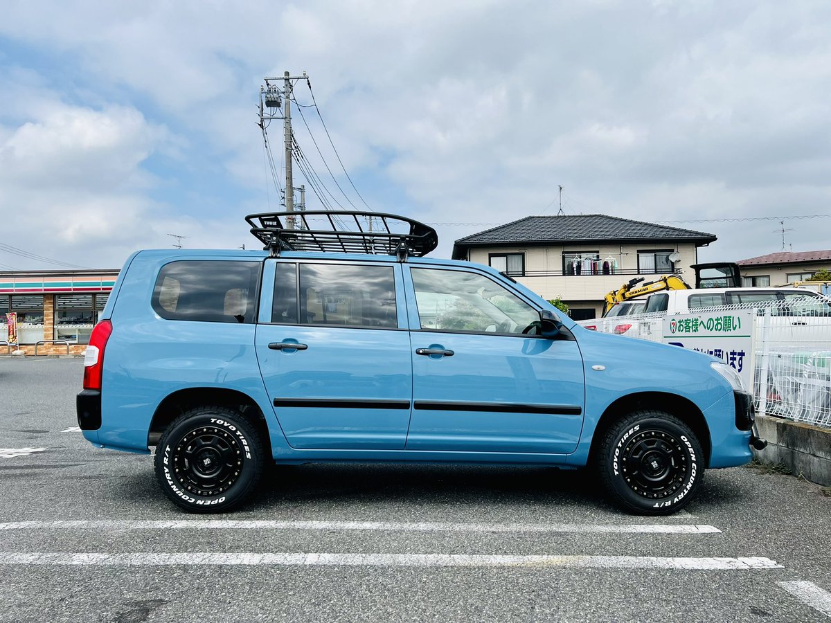 kufoto's tweet image. 本日は妻の車兼機材車の納車日ではるばる木更津から春日部までやってきました。
久々の新車です^_^ 
優秀な営業車トヨタのプロボックス　4WDのカスタムです。リフトアップもしているのでこれで悪路も攻めれると思います♪
これまで頑張ってくれたNV200君は次のオーナーの元へ^_^
#probox…
