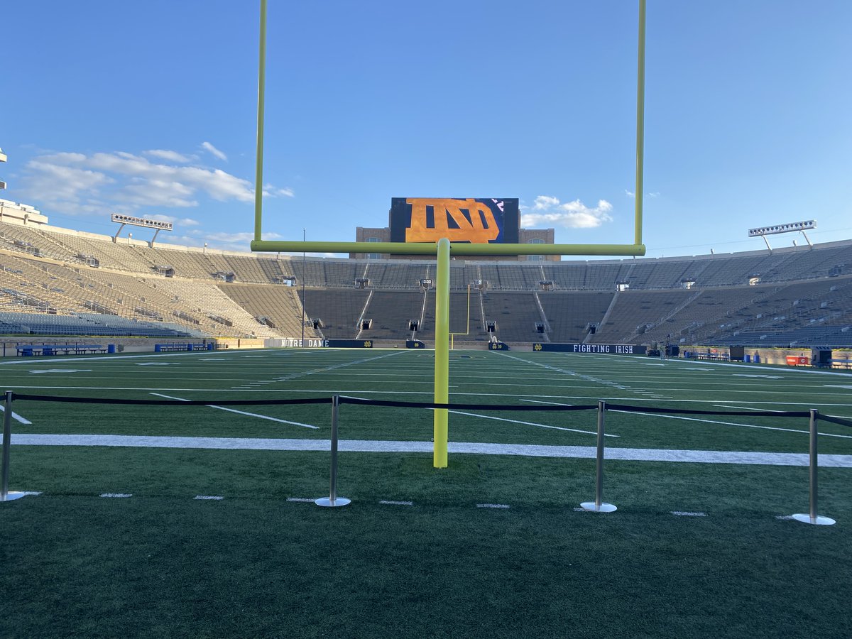 CMU_Football's tweet photo. 🏟️ 👀of our game tomorrow...

𝙉𝙊𝙏𝙍𝙀 𝘿𝘼𝙈𝙀 𝙎𝙏𝘼𝘿𝙄𝙐𝙈

Central Michigan 🆚 Notre Dame

#FireUpChips 🔥🆙🏈 https://t.co/HwNNRawKUI