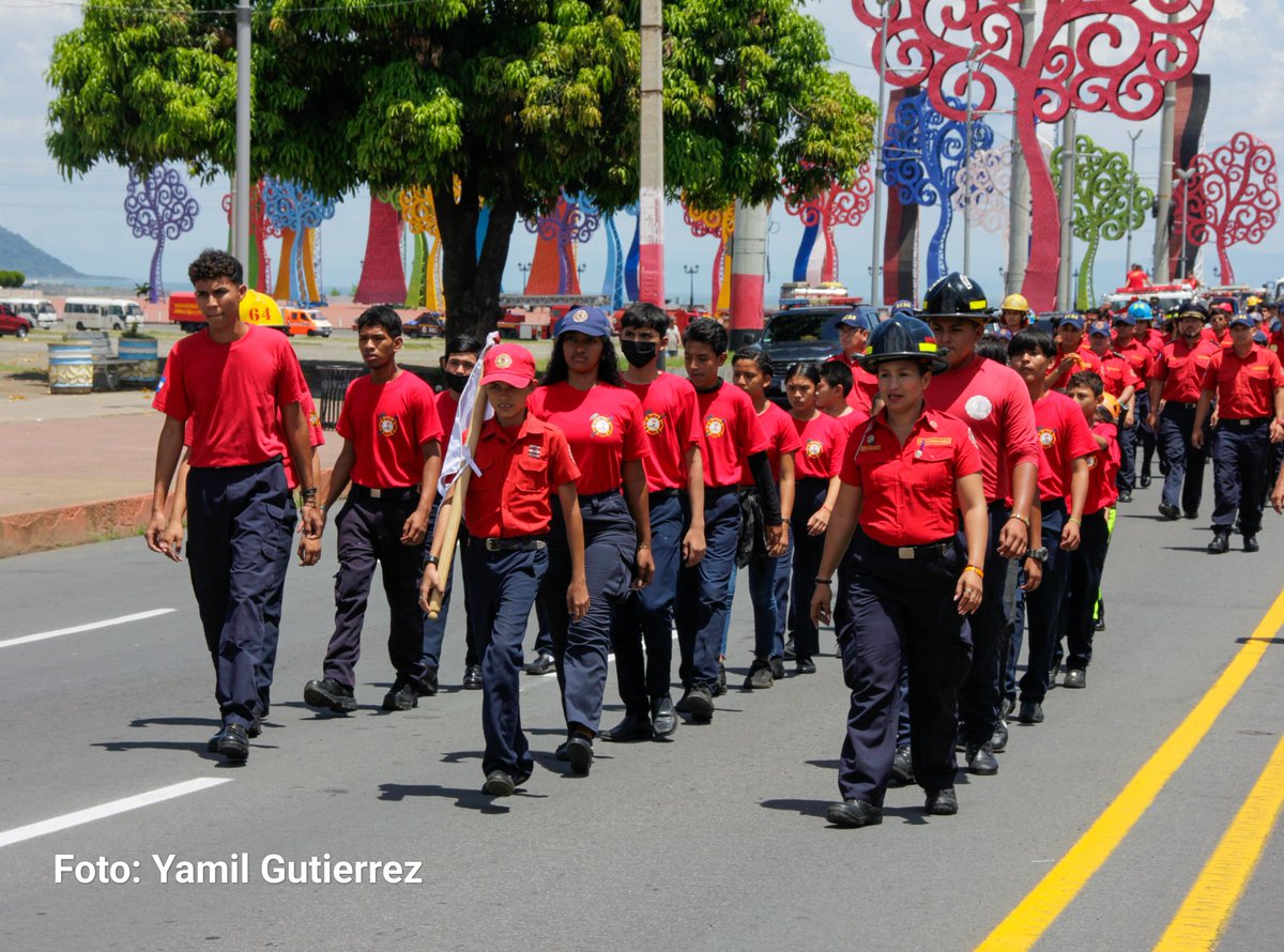87 Aniversario de Fundación del Benemérito Cuerpo de Bomberos de Managua. 
#PatriaBenditaYLibre 
Foto: Yamil Gutierrez. 📸