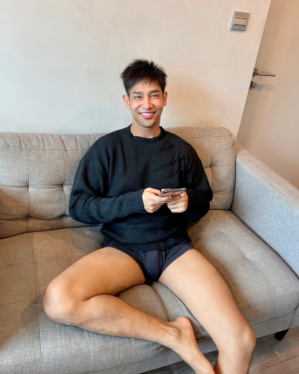 อมแล้วยิ้ม 🤨 

Ig: pipepyy