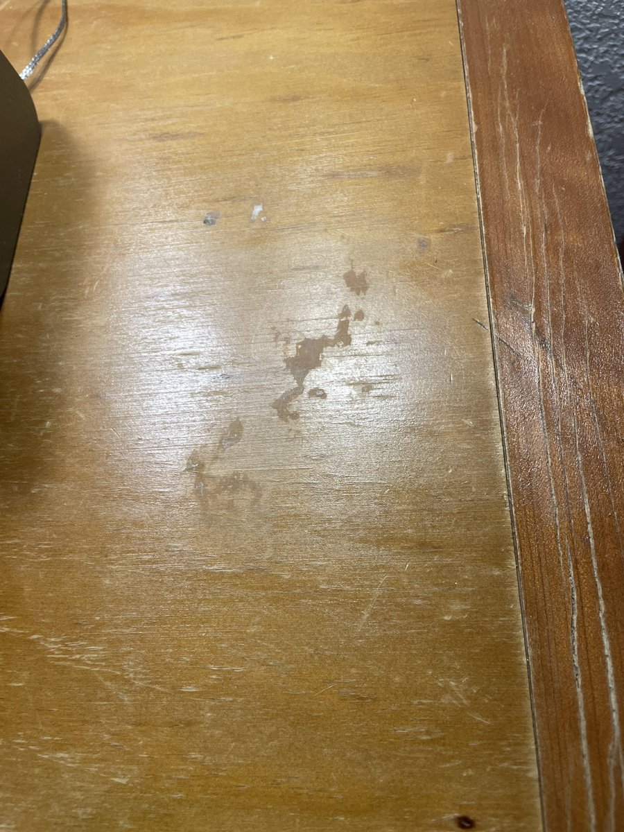 Eduard Checo tweet media