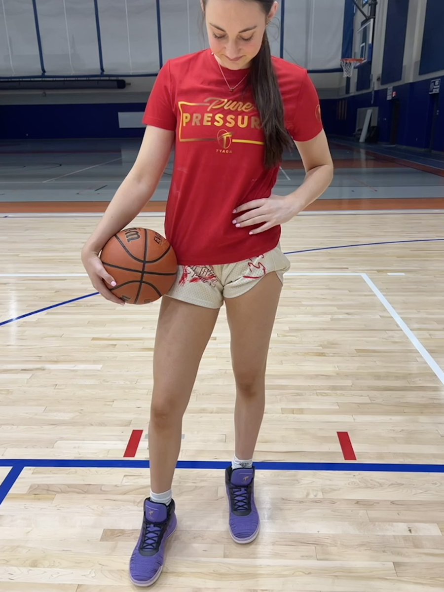 <a href="/RMakalusky/">Riley Makalusky</a> is officially apart of the Family!! She is going to have a great year at Butler!!!!!