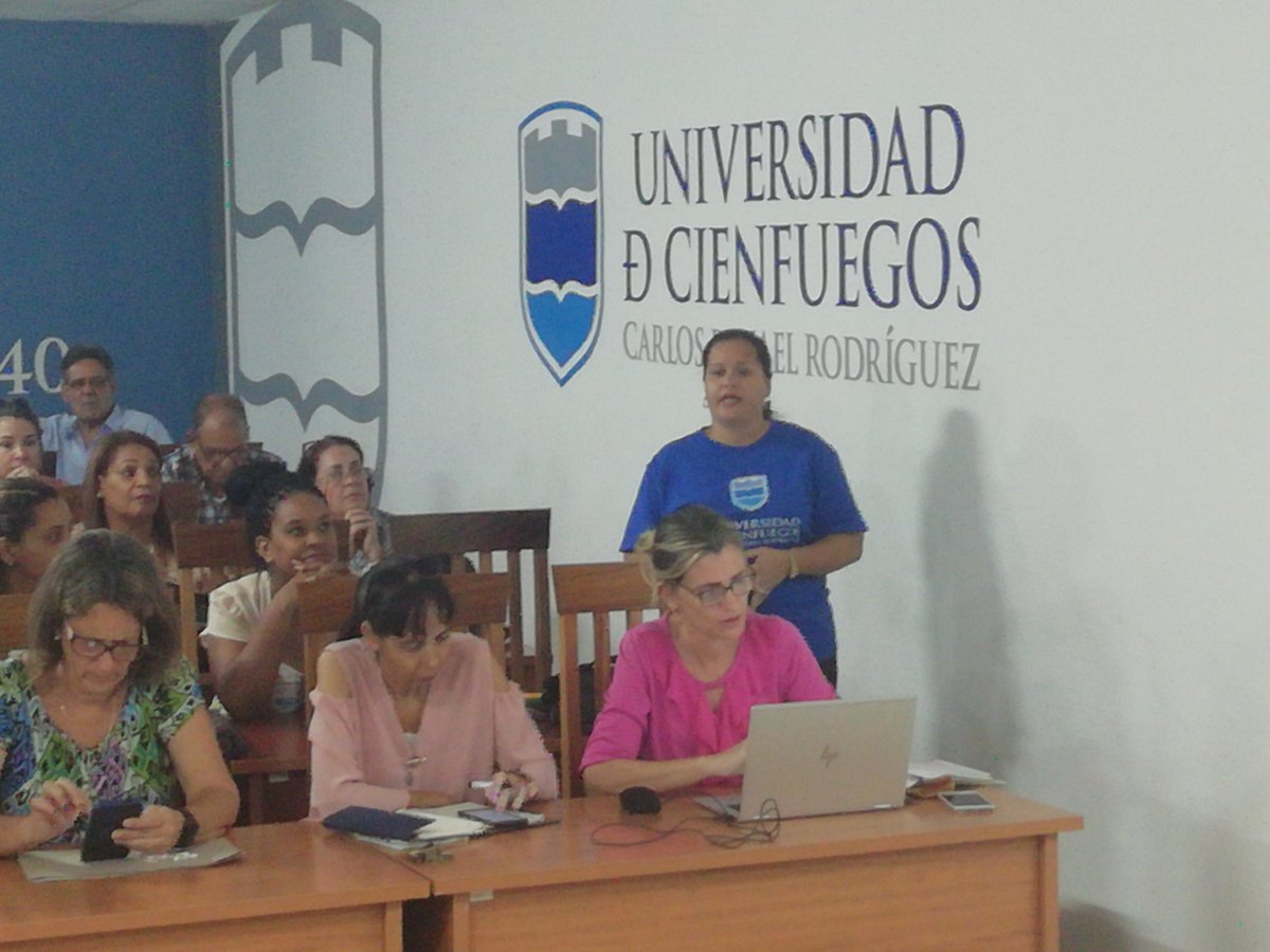 Fructífero intercambio con estudiantes y profesores de la <a href="/ucfgos/">Universidad de Cienfuegos Carlos Rafael Rodríguez</a> sobre los resultados satisfactorios en la acreditación de la universidad, la organización del curso y las tareas de impacto económico y social. #MiCasaUCf con motivación y compromiso avanza.

<a href="/CubaMES/">MES</a> <a href="/WalterBG_MES/">Walter Baluja García</a>