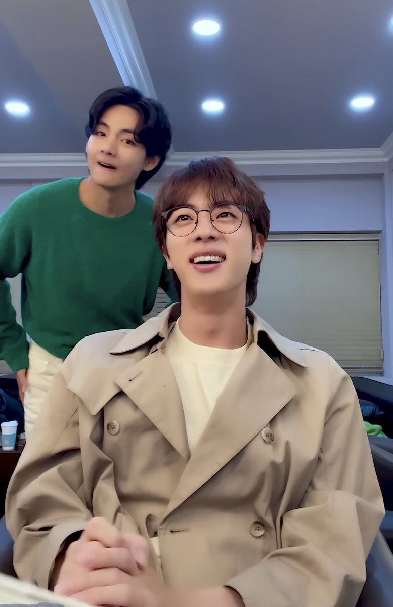 taehyung on seokjin’s message video 🥺