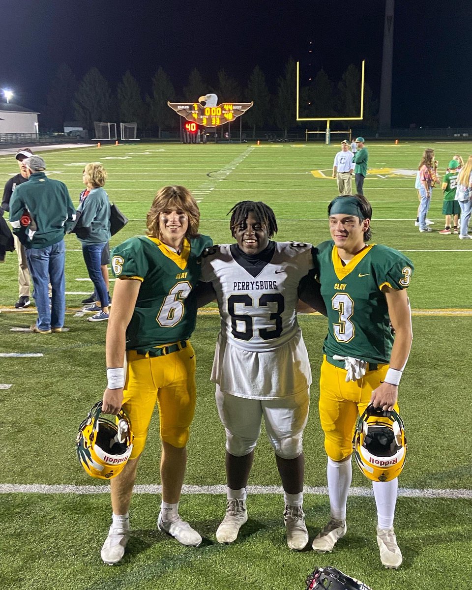 EHeintschel's tweet photo. Love these boys. #63strong #turfnation https://t.co/uRwMtXNWfa