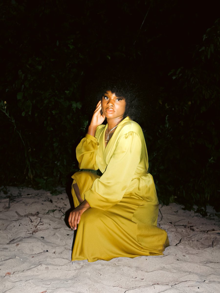 ___digitaldash's tweet image. The Uncomfortable✨
This heat week topic: “ Soft Girl Era” 
Essential question: What does a “soft girl era look like for a black woman in a white society?

Muse: @_supaakat 
Creative direction| photographed | edited | ect: @__digitaldash 
Model Coach | ect: zharriay callier