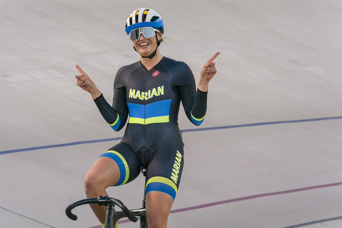 2023 Collegiate #TrackNats Women's Scratch Race Podium 🥇 Stephanie Lawrence @MarianCycling 🥈 Olivia Cummins @CyclingCMU 🥉 Makayla MacPherson @MilliganBuffs 4 Julianna Rutecki @WCUofPA 5 Miriam Ziese @MilliganBuffs 📸 @craigsclicks @thevelodrome