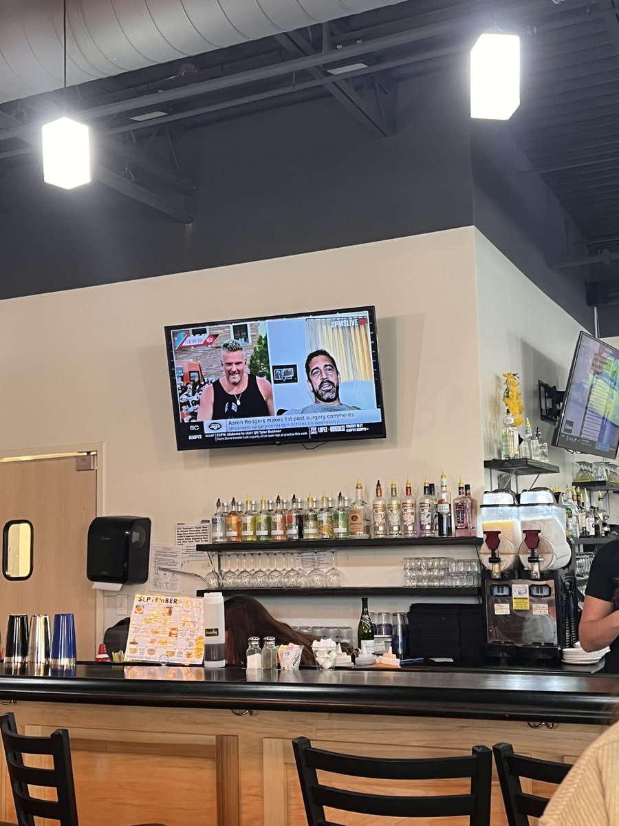 MichaellaBrooke's tweet photo. @PatMcAfeeShow on the tv at Brunches in Wilmy NC https://t.co/tes1t4BgvY