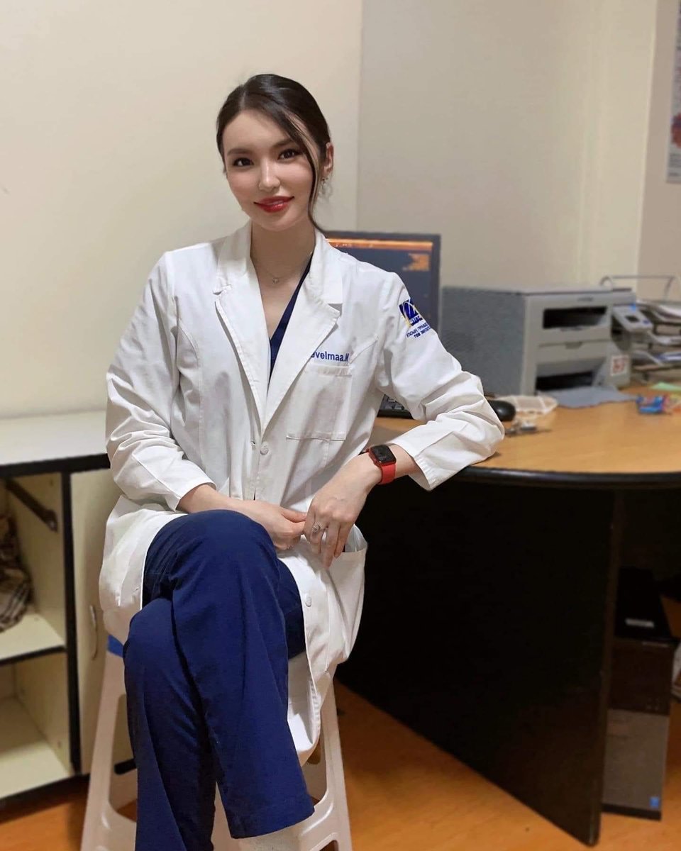 Тархи мэдрэлийн эмч Цэвэлмаа : Кадавр донор гэдэг нь бусад эрхтэн нь ажиллагаагүй болсон ч зүрх нь зогсоогүй хүнийг хэлдэг. Зүрх нь зогсож нас барсан хүнээс эрхтэн шилжүүлэх боломж огт байдаггүй. Хар үгээр цус нь шахаж байж, цус шахаж байгаа амьд хүн рүү шилжүүлэх боломж бүрддэг.