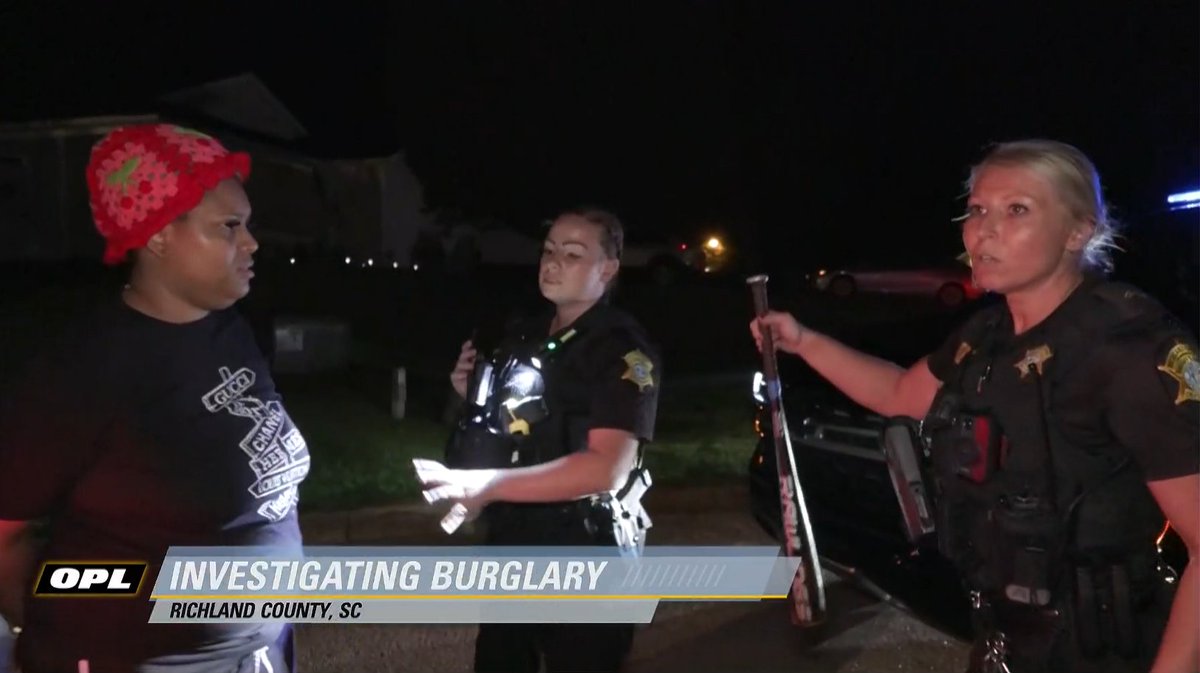 RCSD's tweet image. #RCSD deputies respond to reports of an attempted break-in at an off-duty deputy's home. But the deputy was prepared.
Words of wisdom: Don't bring a baseball bat to a #RCSD deputy's home.
#OpLive #OnPatrolLive #OpNation @OfficialOPLive #OfficialOpLive @ReelzChannel