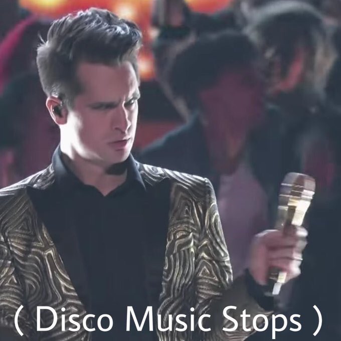 wendiuriewentz's tweet photo. Bringing back the Brendon from state farm meme. Please don't attack me 😝
#BrendonUrie #PanicAtTheDisco #RyanRoss #statefarm #PrettyOdd #NineInTheAfternoon https://t.co/Dg0dRjzu2j