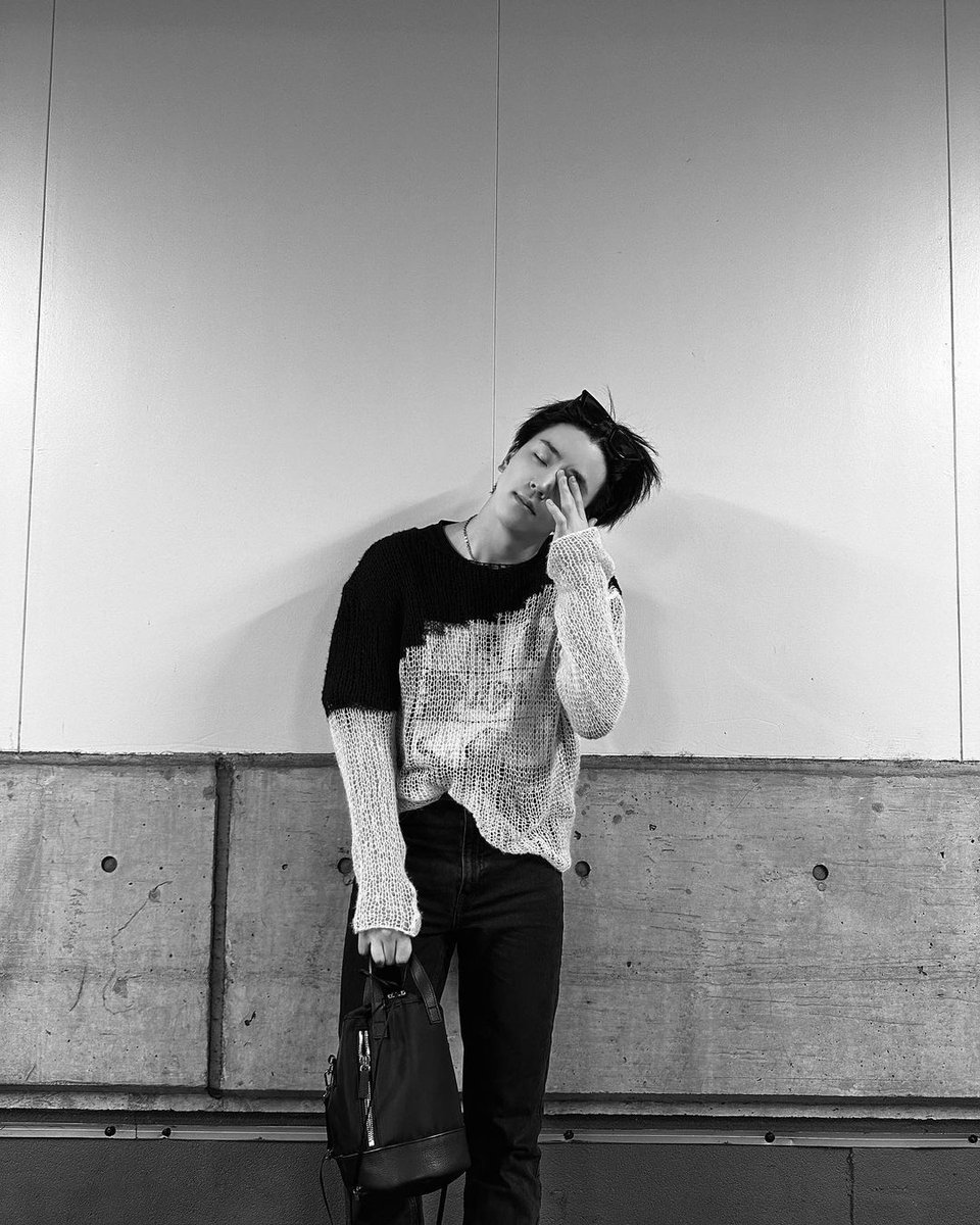 ORBIT_INTL's tweet photo. 230916 SHUNYA Instagram update

"Feeling monochrome for the first time in a while

This chic drawstring bag is super cute🖤

thank you.

#manhattanportagejapan #manhattanportage  #pr"

https://t.co/VT1Ld6WIwz

#ORβIT #EαRTH
#SHUNYA
#大澤駿弥 https://t.co/Y4xTsxnKJU