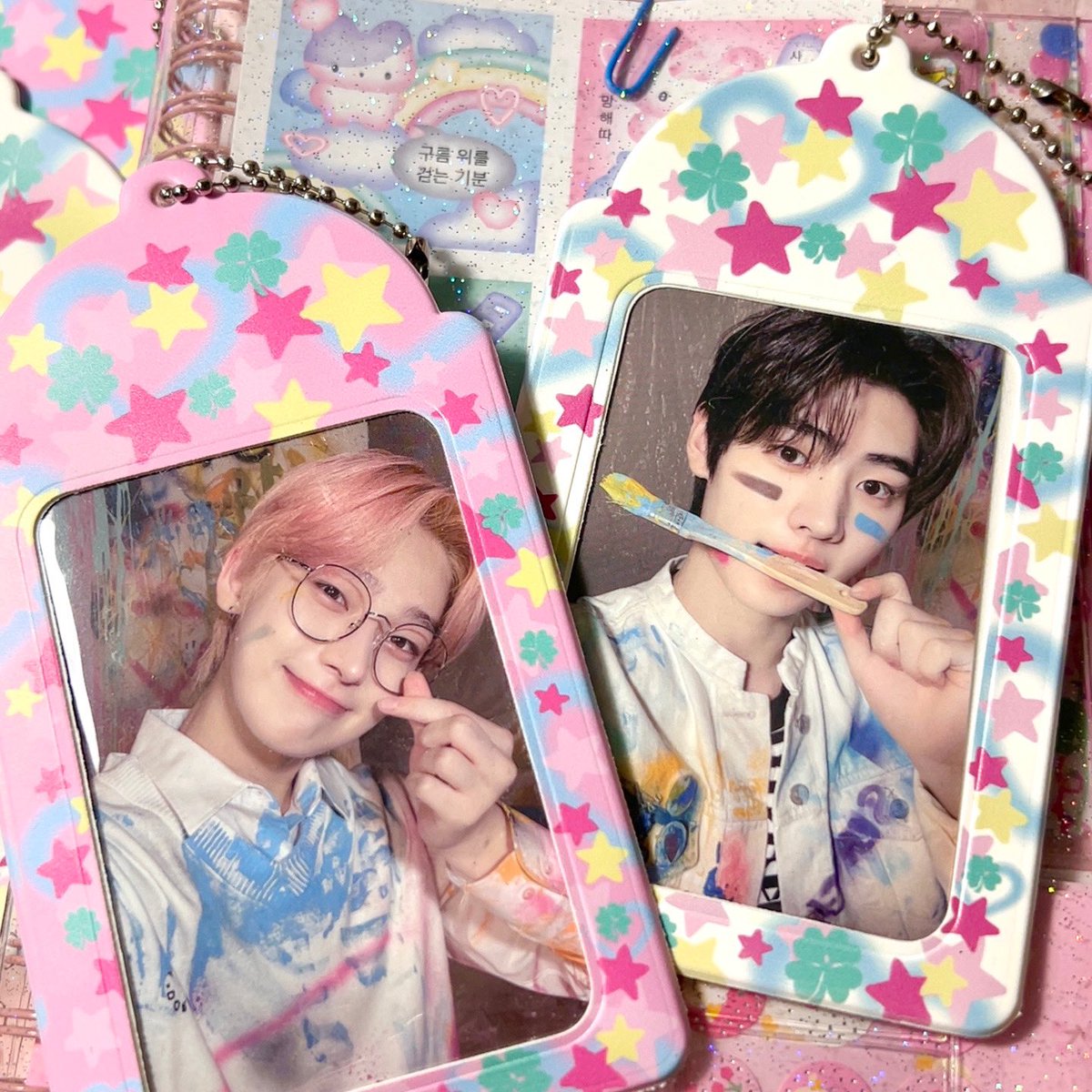 qtahleee's tweet photo. ⭐ card holder by @l0ve24sn 

𖥻 380 each + isf tbf 
𖥻 doo &amp; dop: october 1 (10:00 AM)
𖥻 feta 

to order:
dm "mine + ver (pink/white) + quantity"

t. wts lfb ph pc photocard poca holder https://t.co/HOXZ3PjNsX
