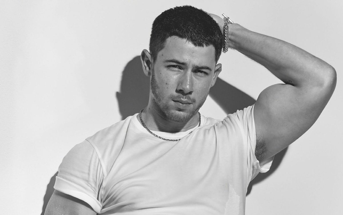 PopBase's tweet photo. Happy 31st birthday to the talented Nick Jonas. https://t.co/05hhoKScls