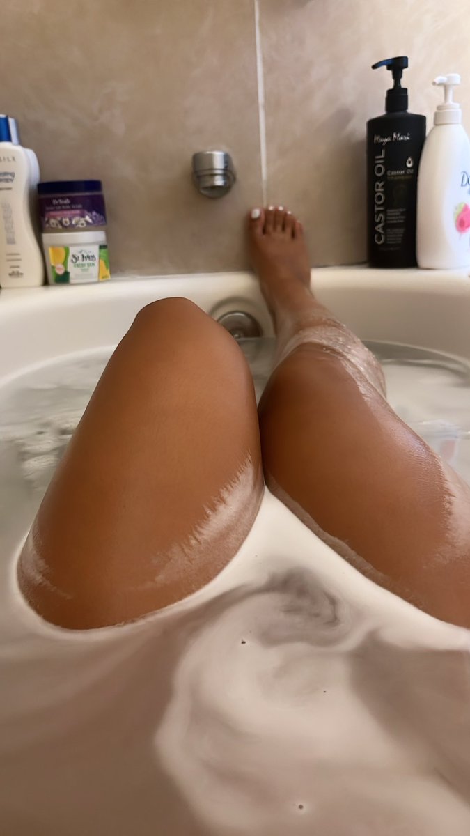 beeyourz08's tweet photo. What kind of kinks are you into? #kinkfriendly #bdsm #footfetish #onlyfans #whatdoyoulike #whatdoyouwanttosee https://t.co/GBL5t71vH3
