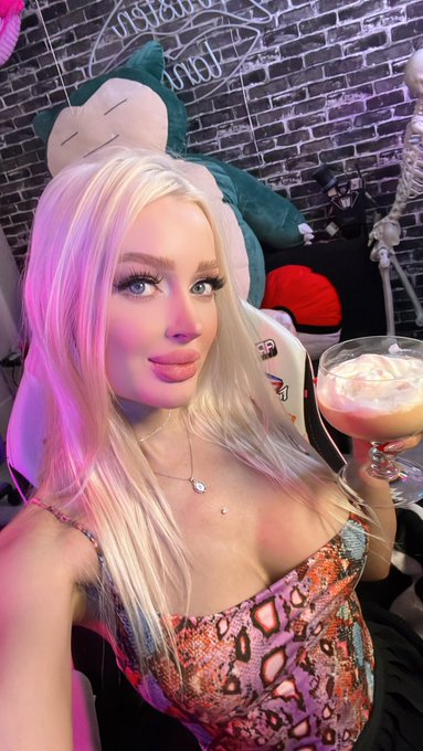 live rn! drinking and spoopy games 👻  https://t.co/RSgXtCBmkL https://t.co/1TLYVckB0c<a href="/tag/niners"class="tags"><span>#niners</span></a>