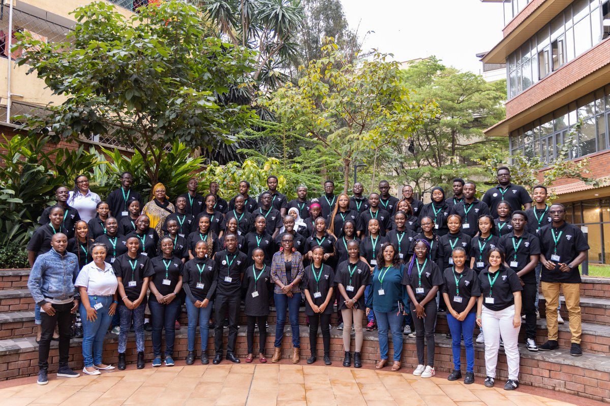 Orientation week ✅

All the best to our inaugural class of the ​​Bachelor of Science in Nursing (Direct-Entry) programme in their academic journey!

#LifeatAKU