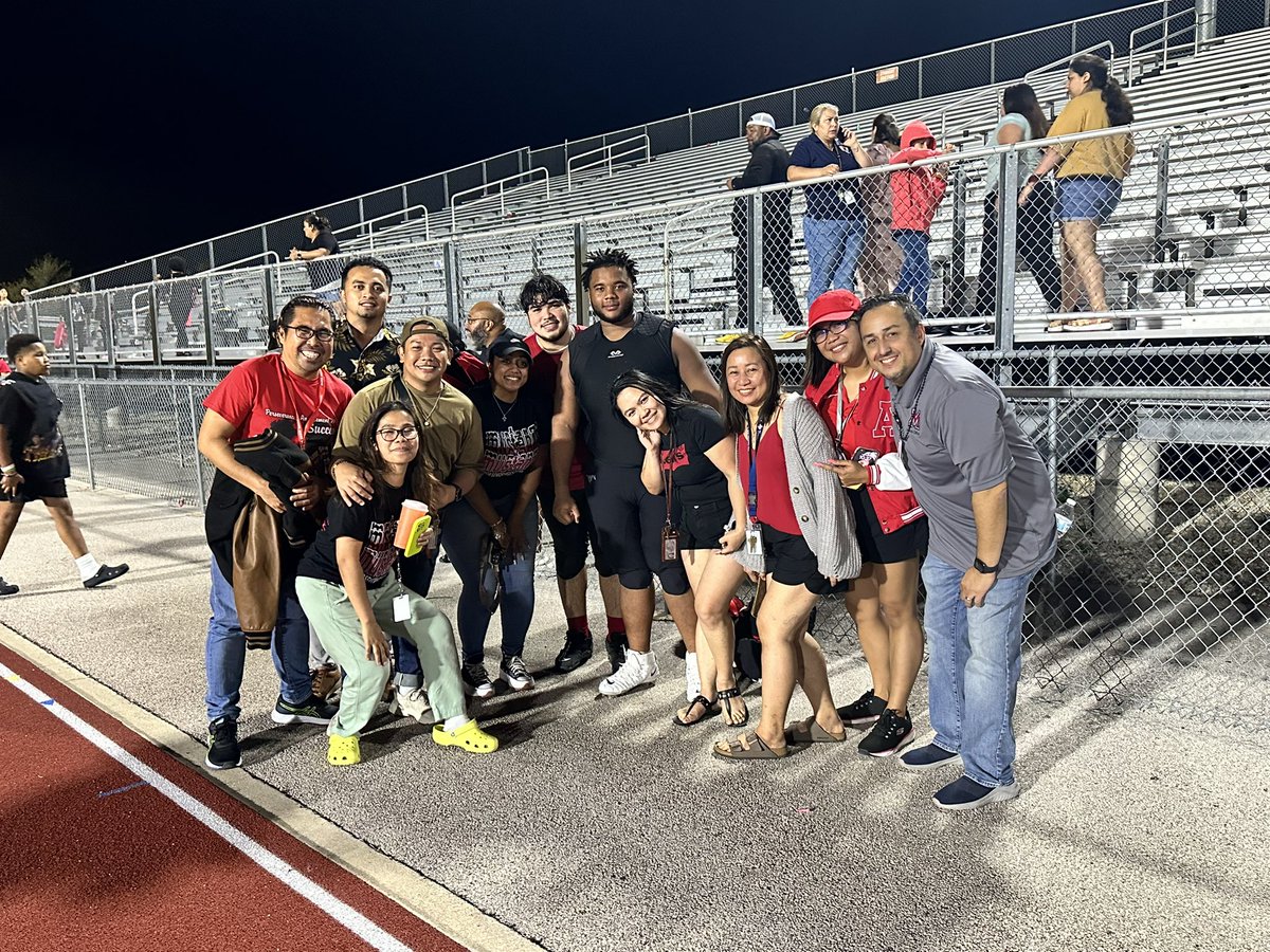 JessikaHearne's tweet image. &amp;amp;… #AnotherManorMustangWin #ThisIsWhatWeDo# HappyHomecoming They promised me this #W (Win) and kept their word! 🫶🏽❤️🫶🏽 #LoveThemSoMuch #WAMMNation @ManorSeniorHS @ManorISD_Super @AlejandroGongo1