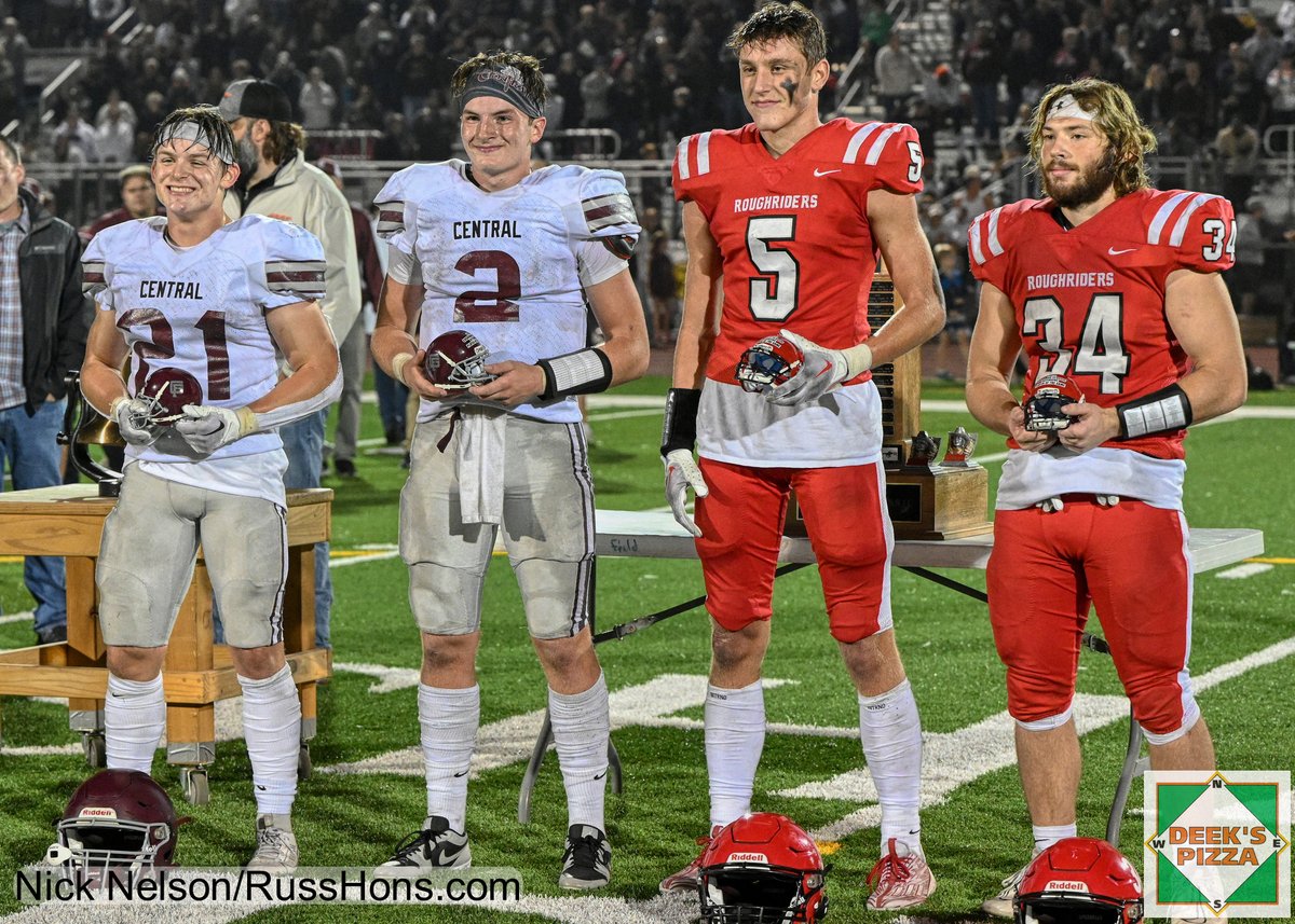 russhons's tweet photo. Huge upset tonight in #NDPrep football @GFC_football defeats #2 Red River in the Cushman Classic. TONS of FREE photos thanks to @DeeksPizza here: https://t.co/pxJCisPa4v
Make sure you have the Deek’s Pizza app, and hit them up for your next snack or meal! https://t.co/LTsVl0Yc9c https://t.co/KbHg7on4UF
