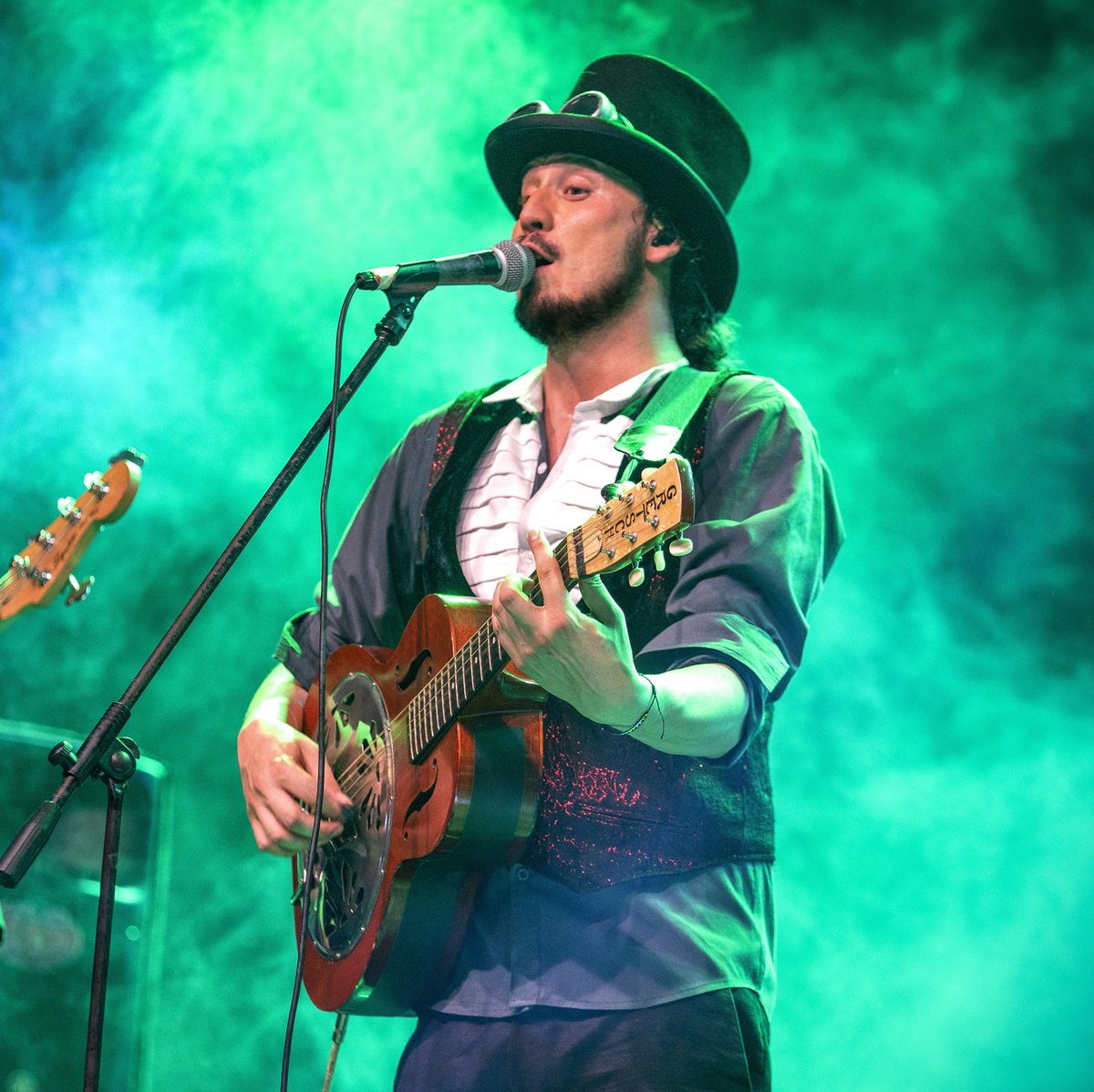 best #happybirthday wishes to <a href="/Javoojeda/">Javier Ojeda</a> of colombia's <a href="/BurningCaravan/">Burning Caravan</a>. cheers from your friends at #gretsch.  photo: <a href="/danielalaroja/">Daniela Valladolid</a>