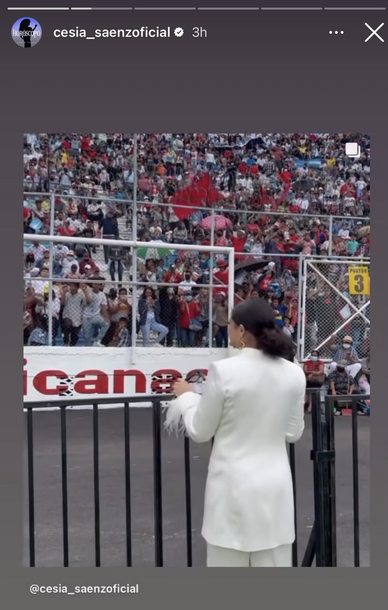 Verdade06455744's tweet photo. La liona es una persona ardida
Que necesidad de subir videos pasados con la indirecta  fija que ella cantó el himno? Se queja del hate y lo provoca ella y sus fans https://t.co/K7485CqIG7