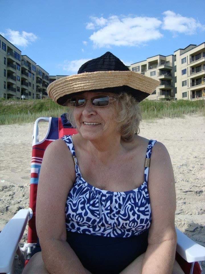 CDabiero's tweet photo. Can’t believe it’s been over a year now. Some days I’m ok. Some days it cuts like a knife. Today was the latter. It’s been a helluva year Mom. I’ve felt your presence here with me throughout it all though. Age has no bearing on the pain of losing your Mom. https://t.co/4rJ7lg3vgU