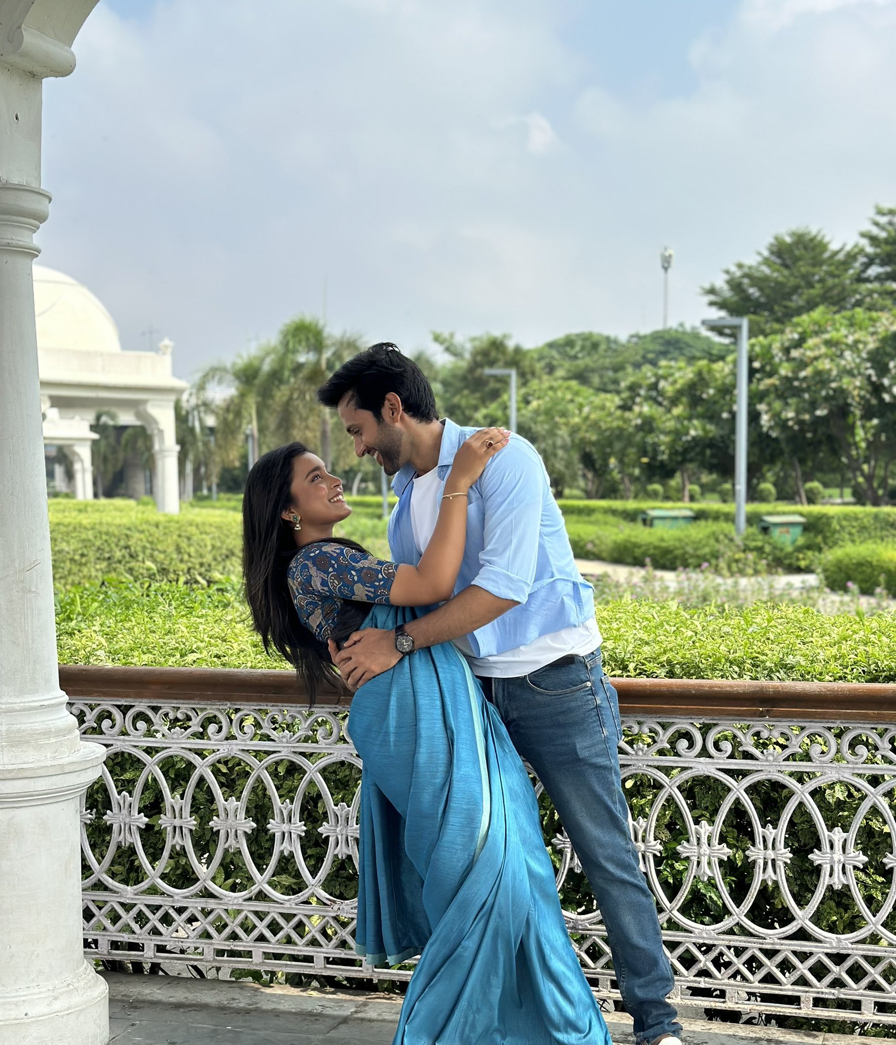 Anuraj & Namrata's Pre wedding photoshoot in Botonic Garden Pune