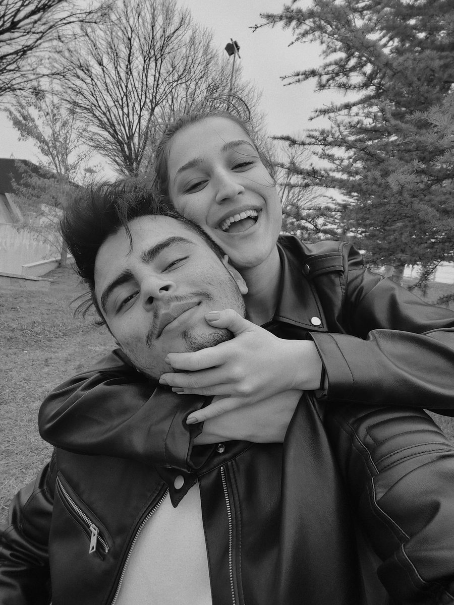 Ben bu kızın yoluna ölürüm 💙💙💙💙