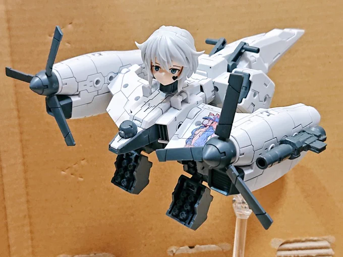 ノーズアートっぽいデカール貼った! 
