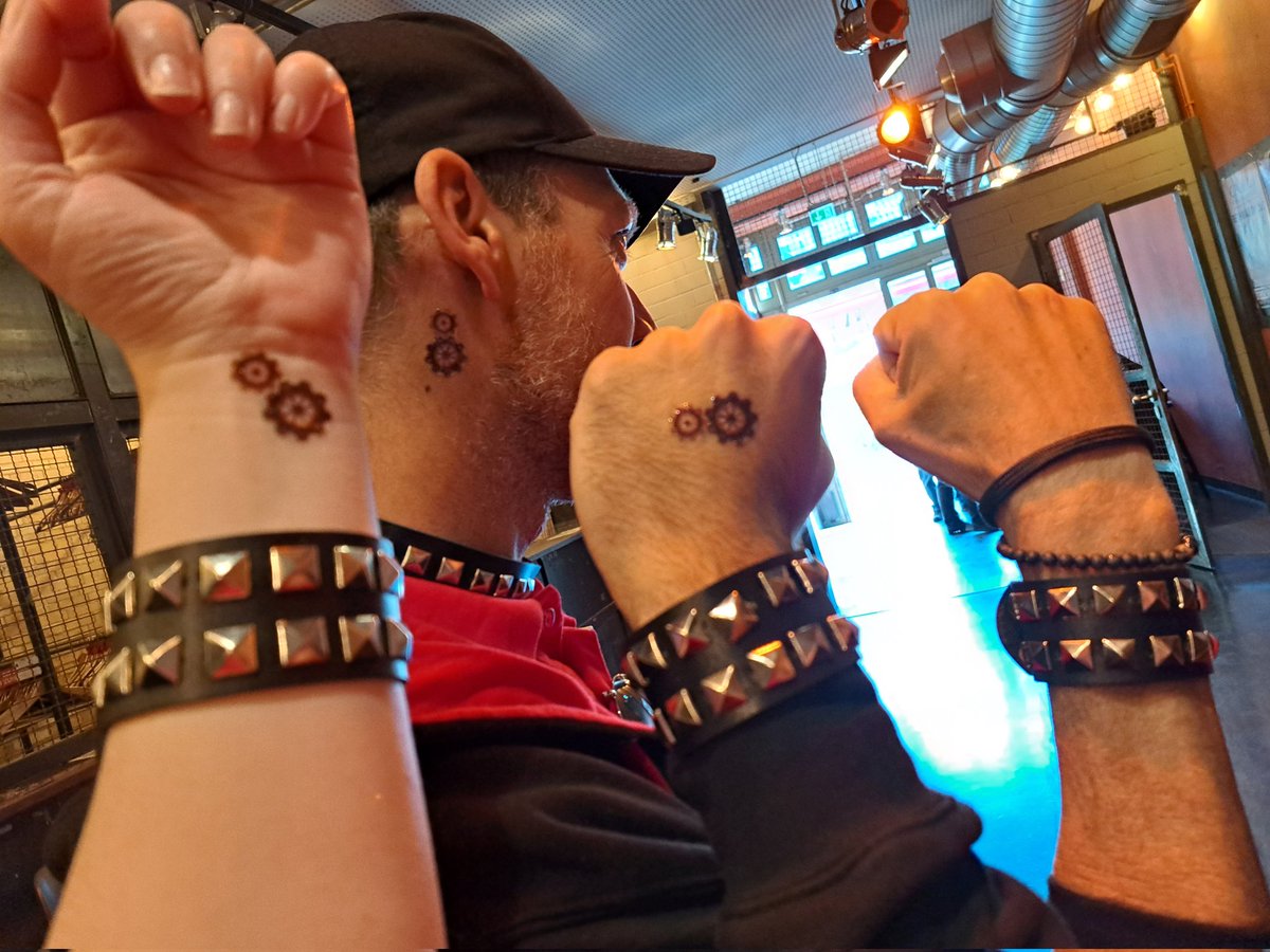 Jemma Hunter (@_jemmahunter) on Twitter photo I'm here at #DataMoshpit with the <a href="/redgate/">Redgate Software</a> Berlin crew - excited for a day of metal themed learning! Who else is here?? I'm here at #DataMoshpit with the <a href="/redgate/">Redgate Software</a> Berlin crew - excited for a day of metal themed learning! Who else is here??