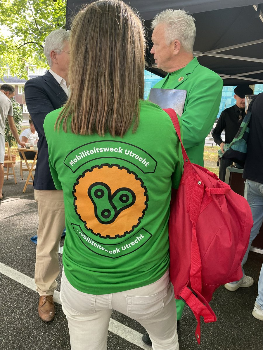 Mobiliteitsweek Utrecht (@mobweekutrecht) on Twitter photo We zijn los! Vandaag kan je tot 17.00 uur naar het Maliebaan Festival, de aftrap van de #MobiliteitsweekUtrecht 2023 <a href="/GemeenteUtrecht/">Gemeente Utrecht</a> <a href="/ProvUtrecht/">Provincie Utrecht</a> We zijn los! Vandaag kan je tot 17.00 uur naar het Maliebaan Festival, de aftrap van de #MobiliteitsweekUtrecht 2023 <a href="/GemeenteUtrecht/">Gemeente Utrecht</a> <a href="/ProvUtrecht/">Provincie Utrecht</a>