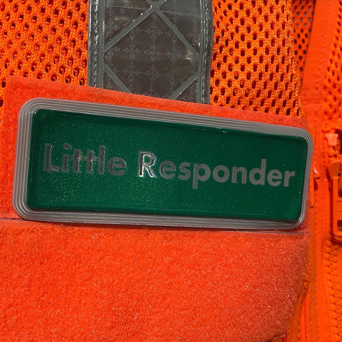 Something for the little ones! 

Introducing the little rescuer and little responder badges great for the little hero in your life.

#fancydress #littlerescuer #littleresponder #littleheroes #heroes #sarstore #sar #searchandrescue