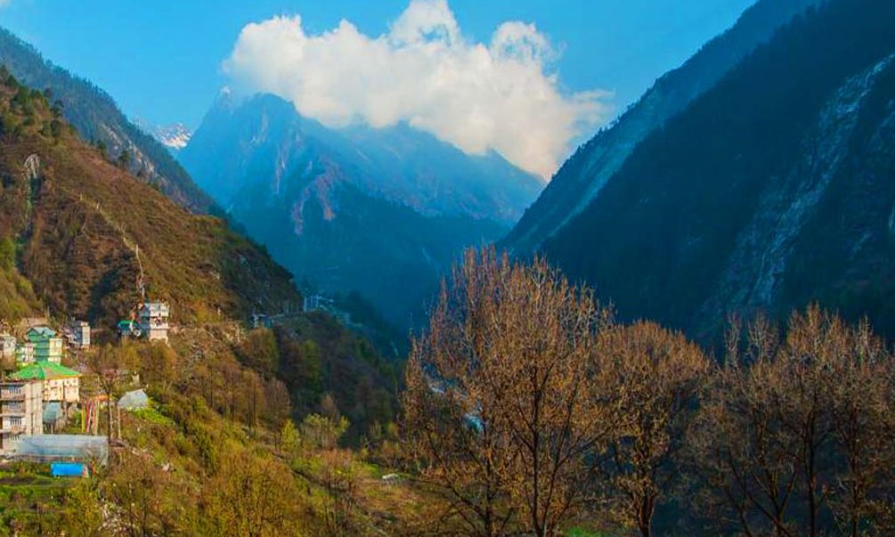 A Little Hamlet Of Sikkim Called Lachung
Read More travelindiaplus.com/lachung-the-ch…
#Sikkimtourism #Travel #Hillstation #NaturePhotography #NatureBeauty #India #Yumthangvalley #zeropoint