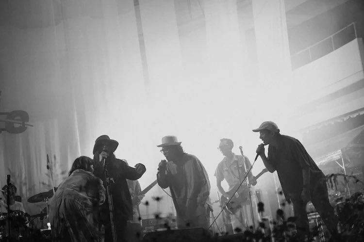 埼玉県・秩父ミューズパークで 9/9(土) ・9/10(日)に開催された「WIND PARADE '23 」のライブレポートが「音楽ナタリー」にて公開！ 
ハナレグミが出演した公演1日目の模様が掲載されています。 
ぜひ、ご覧ください♪

 ■WEB「音楽ナタリー」 
natalie.mu/music/news/541…