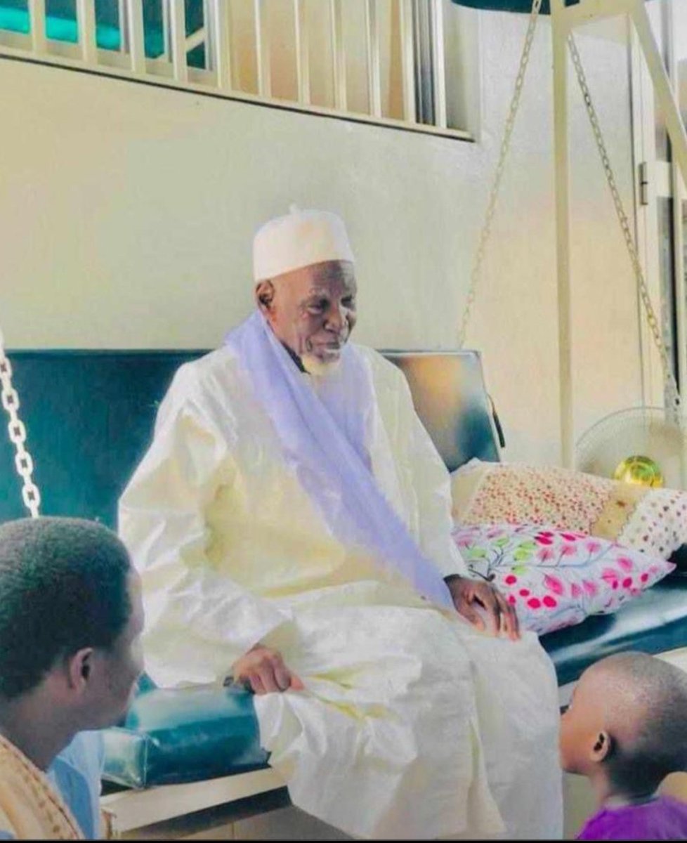 SalihFadal's tweet photo. Inaa lilaahi wa inaa ilayhi râjihoone ! 

Serigne Salihou Touré Yalla nako Sunu Borom yeureum diégueulko té khaaréko Aldiana manguilakoy ziaaré Dioulite yép rawatina wa Thies🙏 https://t.co/yyIbTze0gI