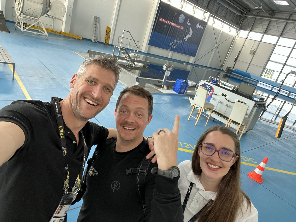 What a morning! Hosted by ASTRONAUTS @Astro_Rosemary & John McFall at @esa. John invited guys from #InvictusGames to learn about his incredible ambition to become the first amputee in space! AWESOME. 👨‍🚀