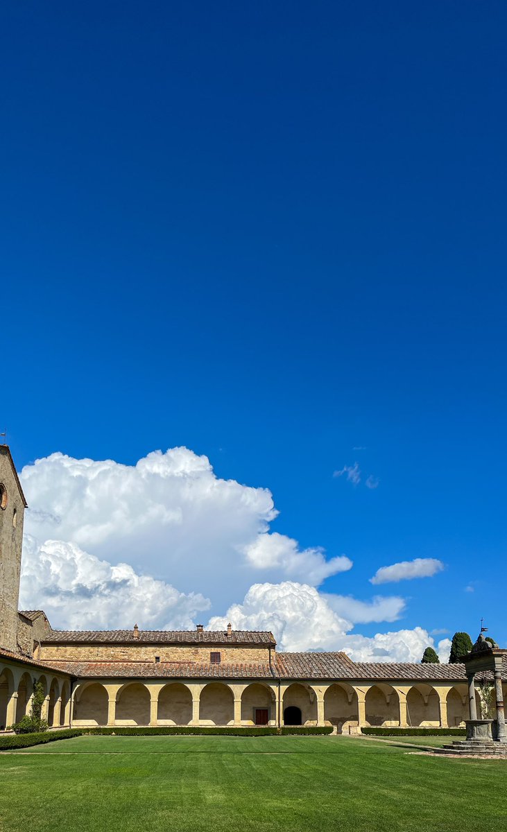 #Pontignano 2023 was a great opportunity to meet UK and Italian institutions, academia and business community and discuss common challenges in the field of innovation and #AI. 

Happy to represent <a href="/Haleon_health/">Haleon</a>.   Thanks <a href="/UKinItaly/">UK in Italy 🇬🇧🇮🇹</a> for inviting us. 

See you in 2024!