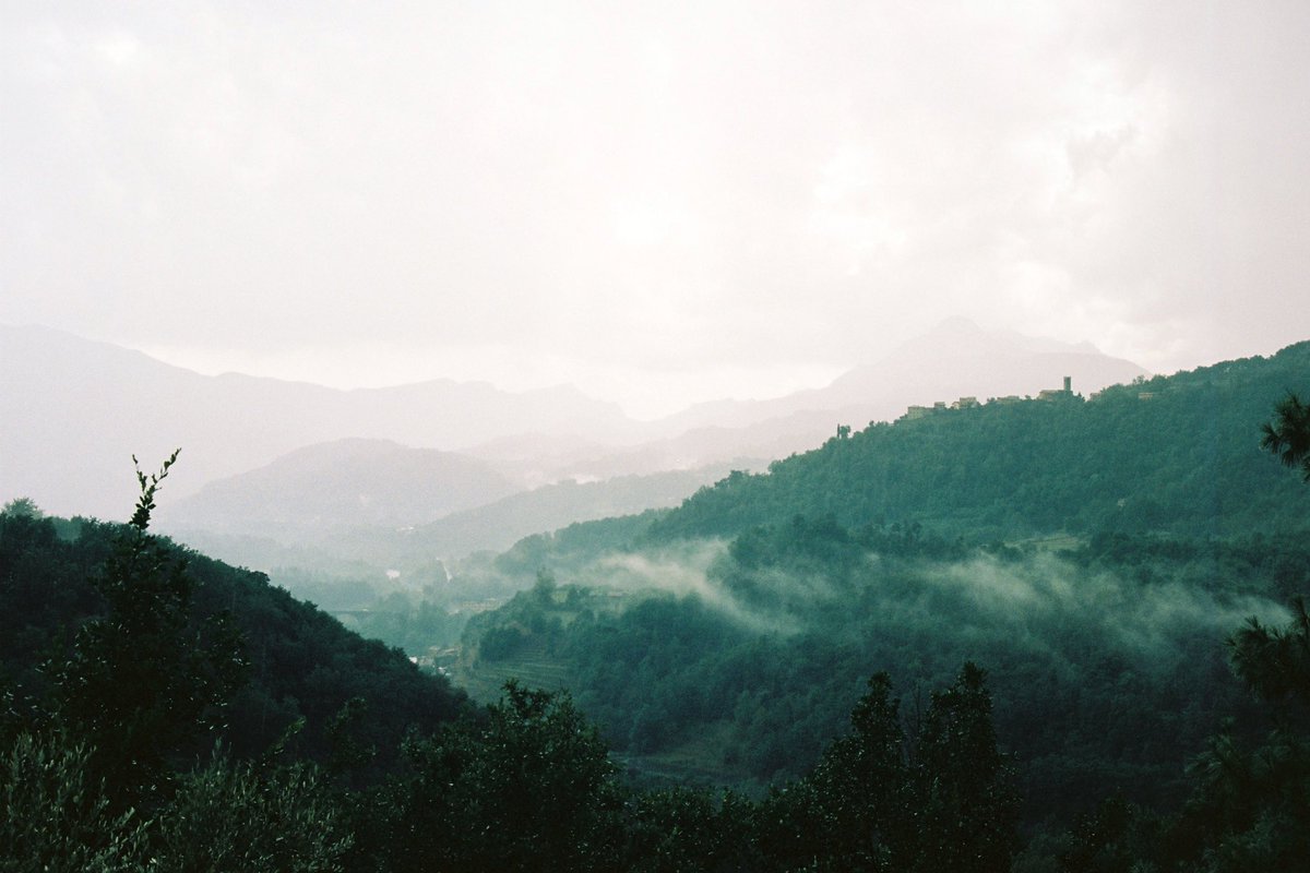 Il pleut dans les montagnes
🎞 Portra800