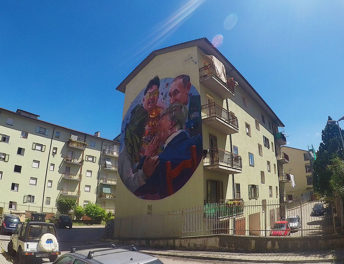 BLACKADAPROGRAM's tweet image. #ItsNotAGame di #Macs #SanGiovanni #Campobasso per #DrawTheLine #streets &amp;amp; #culture #Molise #Italia #Italy #streetart #urbanart #aerosolart #graffiti #stencil #stencilart #tags #world #life #art #arte #DrawTheLineFestival
#DrawTheLine2017 #murales #installationart #photography