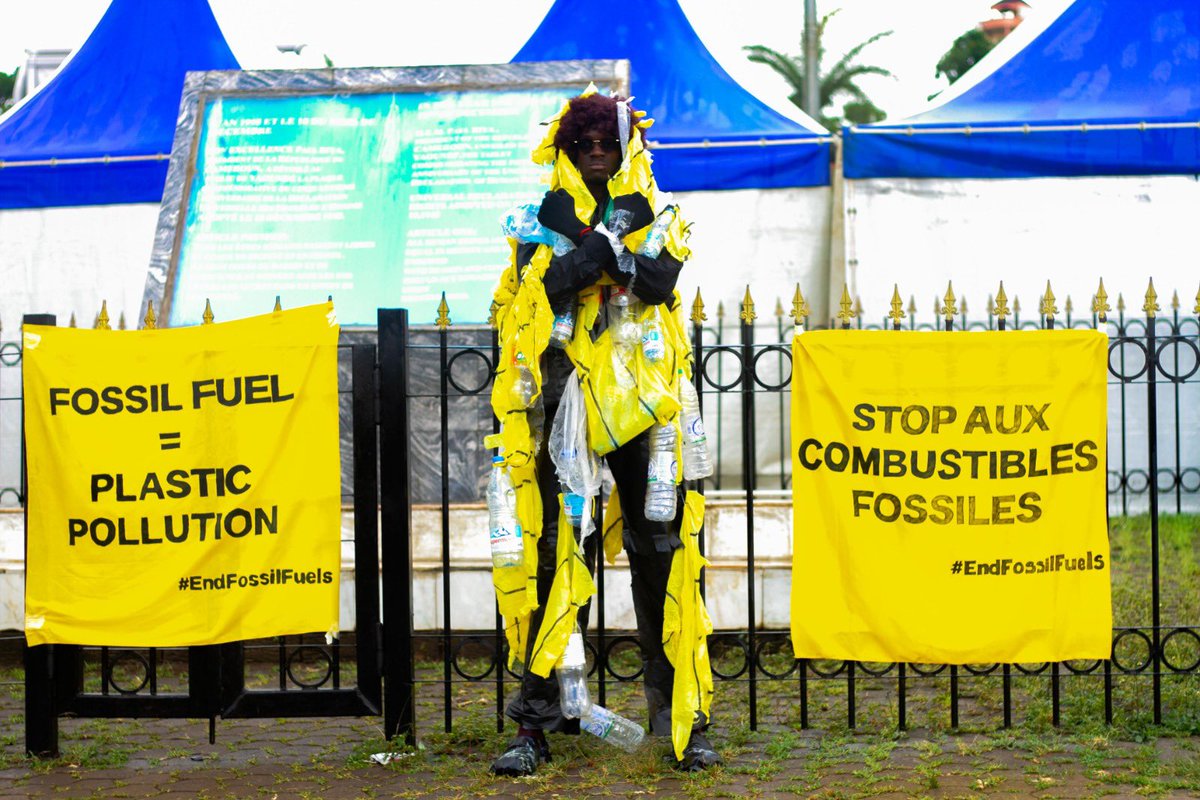 AshuAndoh's tweet photo. It’s time to #EndFossilFuel and transition to #RenewableEnergy !!
@MacheDolores @EricaAudrey6 https://t.co/1lp7SgUt88
