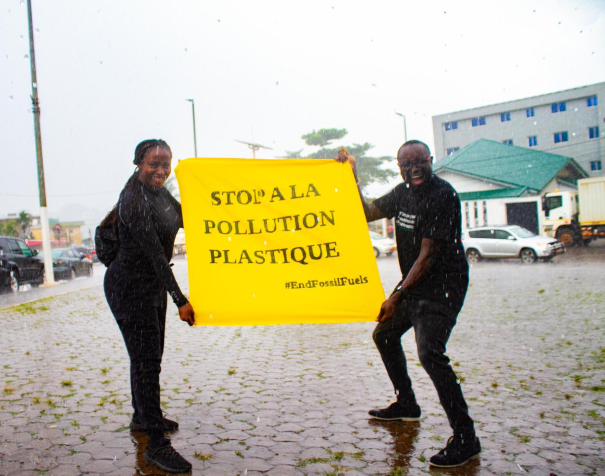 AshuAndoh's tweet photo. It’s time to #EndFossilFuel and transition to #RenewableEnergy !!
@MacheDolores @EricaAudrey6 https://t.co/1lp7SgUt88