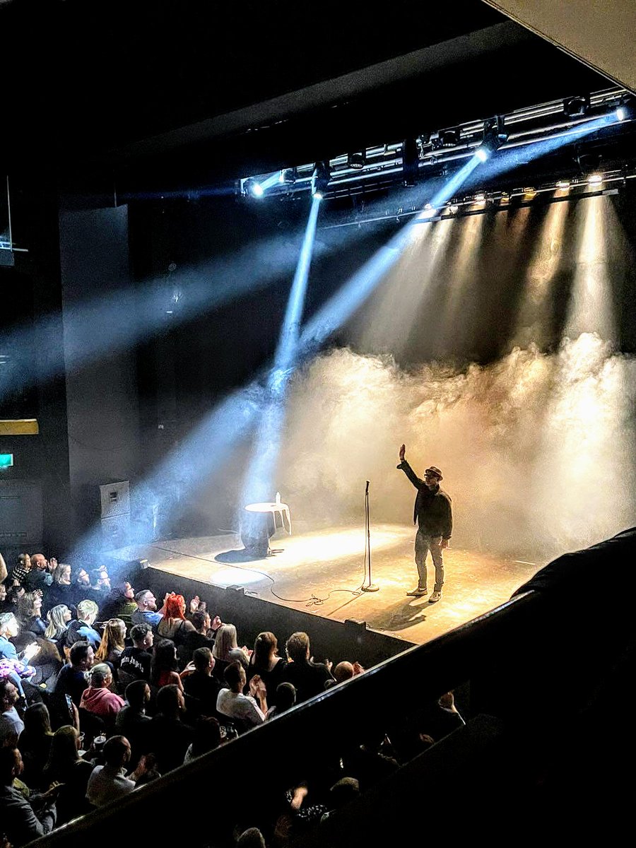 DanHasAPodcast's tweet photo. The Customs House is one of the very best rooms in comedy. Unbelievable last night. #StampOnHisHead 😂😂 https://t.co/NrFir7nx1S