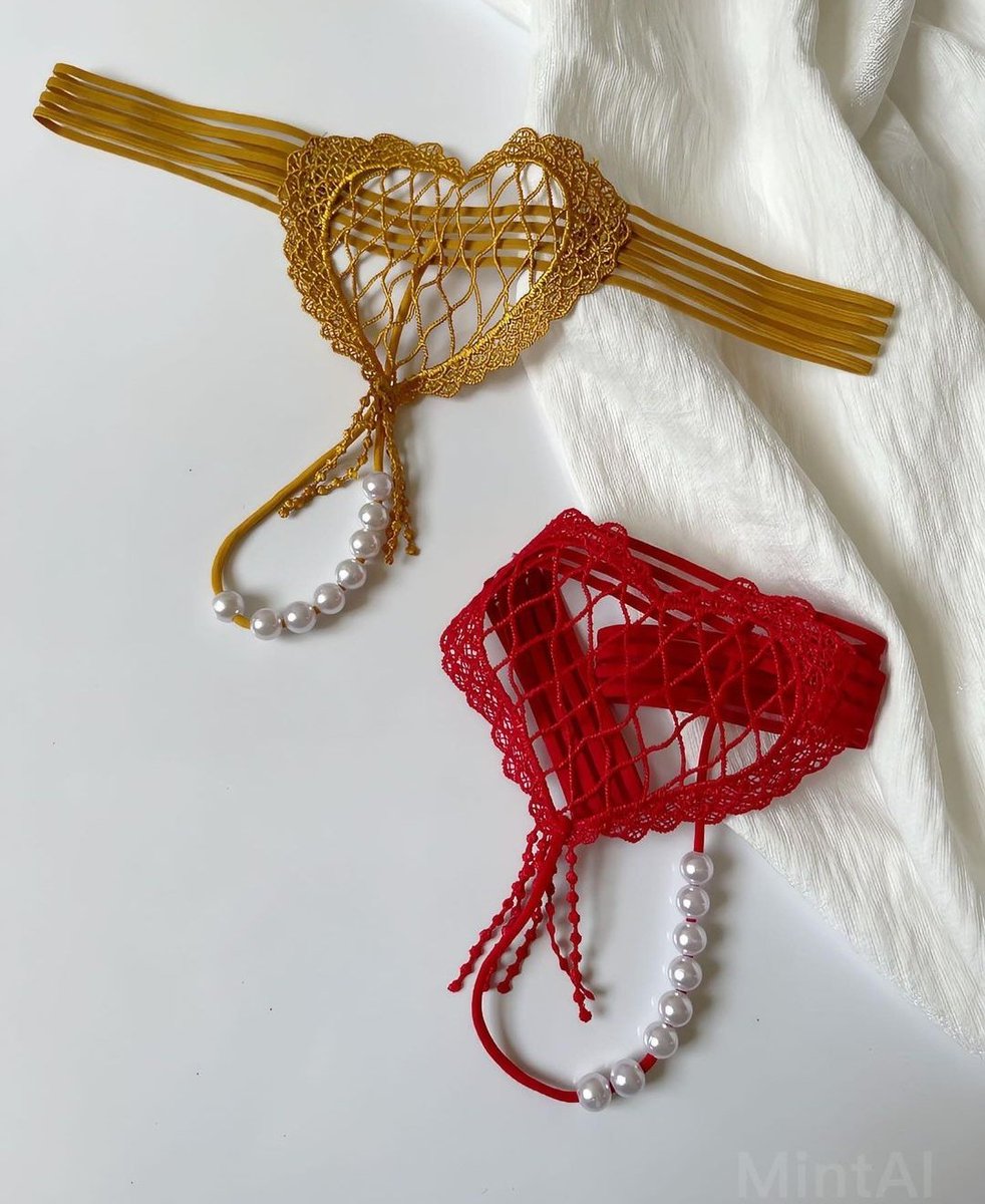 Günaydın sikicilerim bugün kendi döllerimi yatacağım deneme amaçlı bakayım yutmak tatlı ve zevklimi.  Bugün sadece en genç sikici istiyorum.