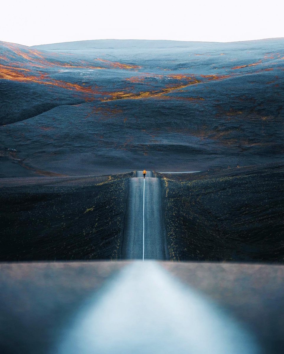 Icelandic midsummer nights ~ © Marcel Siebert