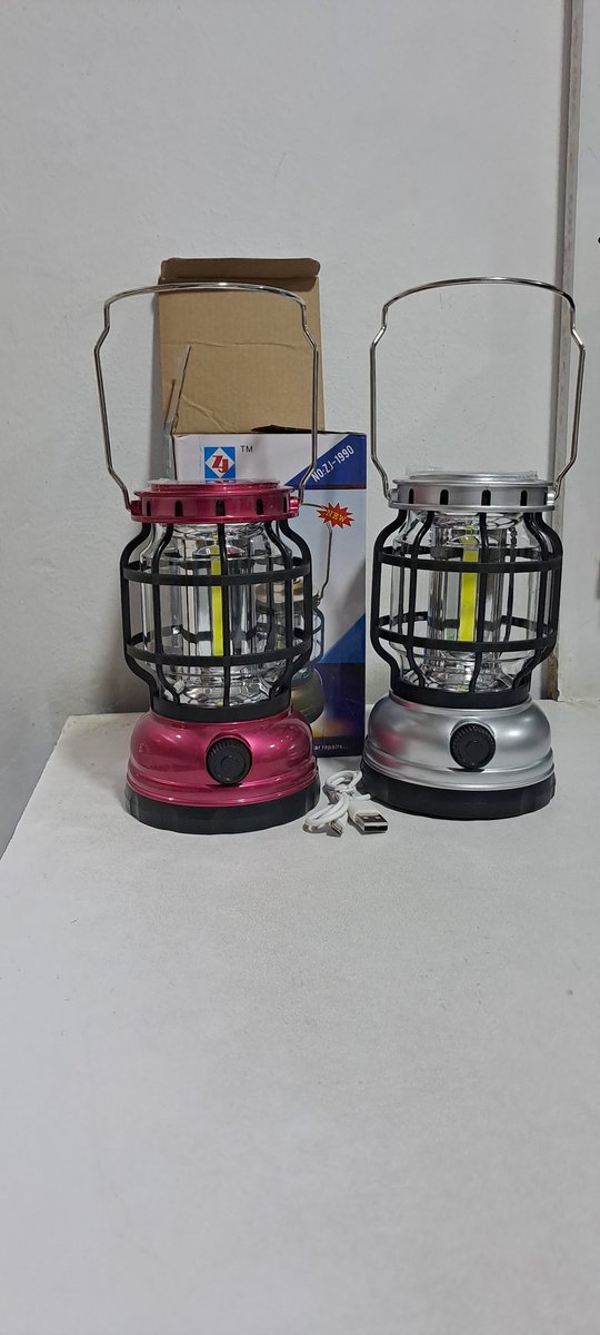Gideon_Kitheka's tweet photo. Bush Solar Lights, Saturday Give Away. 

Solar Lantern/Lamp kshs2,000/=

500 REPOSTS and get 1pc Quote #BushSolarLightsDelivers 

WhatsApp No. 0754212159 https://t.co/29rBqaOC3j